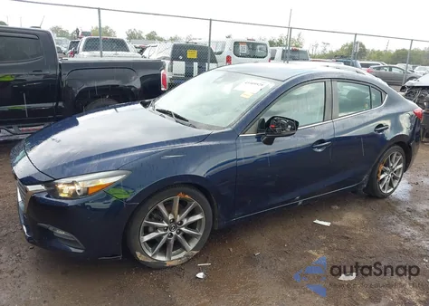 2018 Mazda Mazda3 Touring z USA, uszkodzony, nr VIN 3MZBN1V3XJM246259